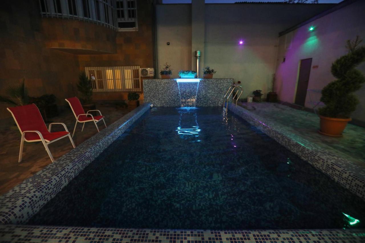 Alba Hotel יירבאן מראה חיצוני תמונה